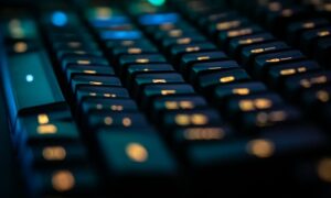 7 Best Sites to Open Cases CS2
